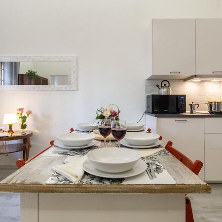 Central Station Apartment By Mmega Флоренция Экстерьер фото