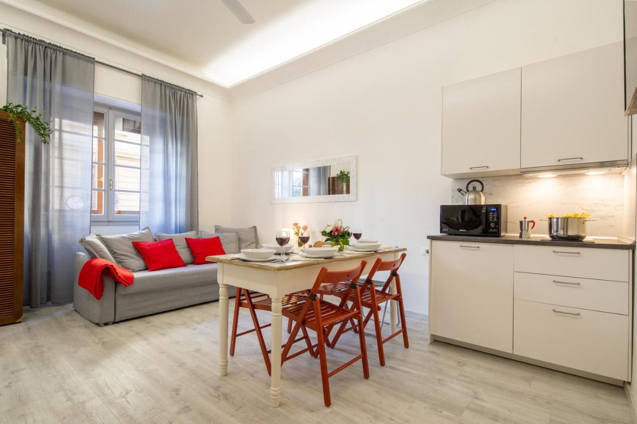 Central Station Apartment By Mmega Флоренция Экстерьер фото